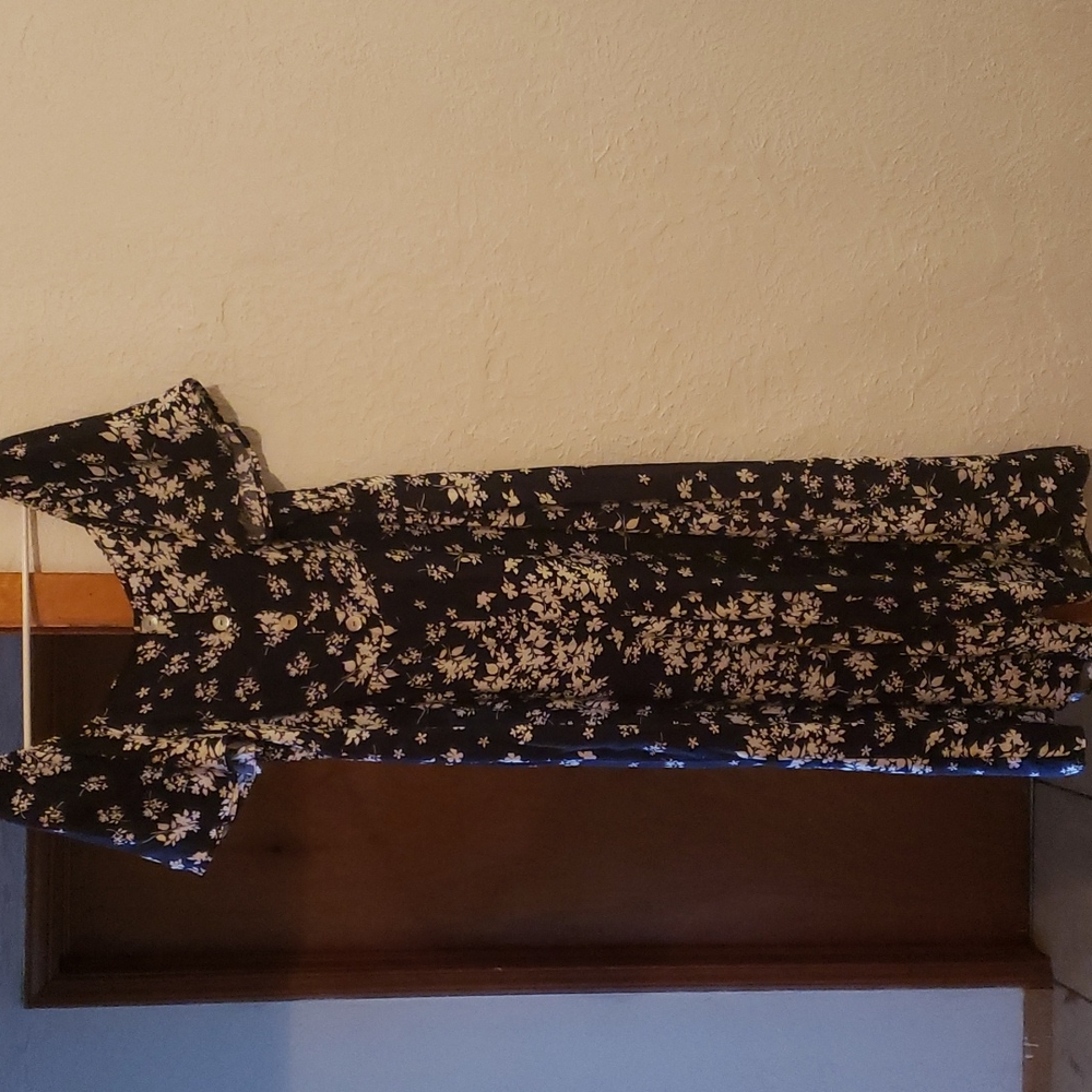 Used twice thin material great for summer